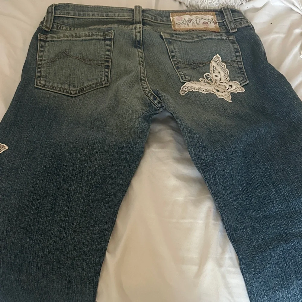Allen B. By Allen Schwartz Blue Lace-Appliqué Flare Jeans - Picture 4 of 8